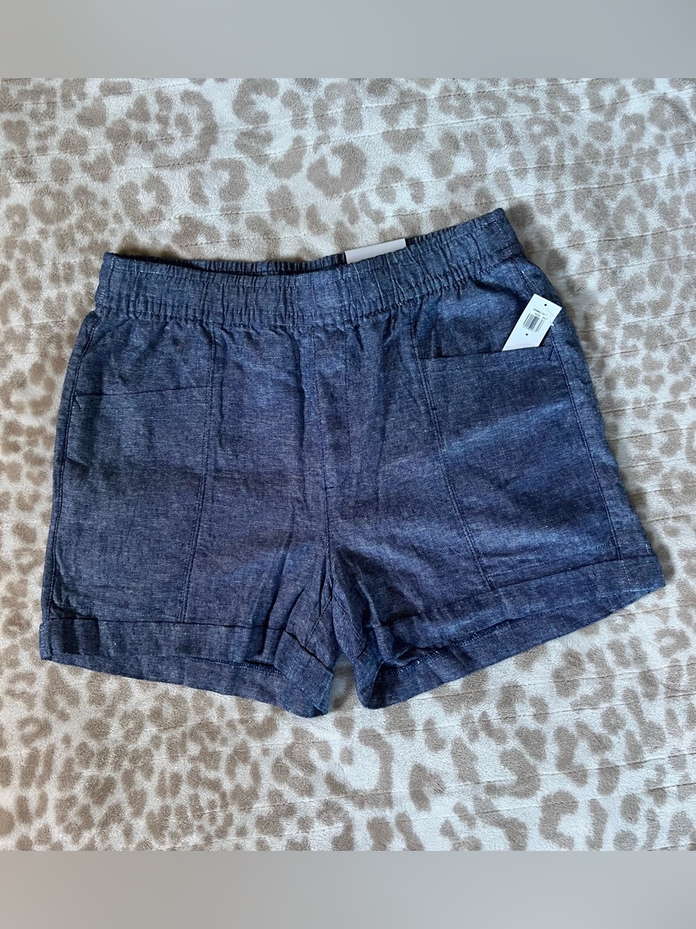 NWT Old Navy Chambray High-Waist Women’s Linen Shorts, Size Medium